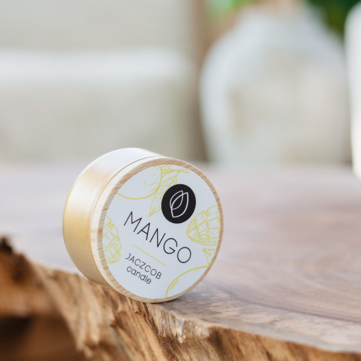 Prémiová vonná svíčka – Mango [140g]