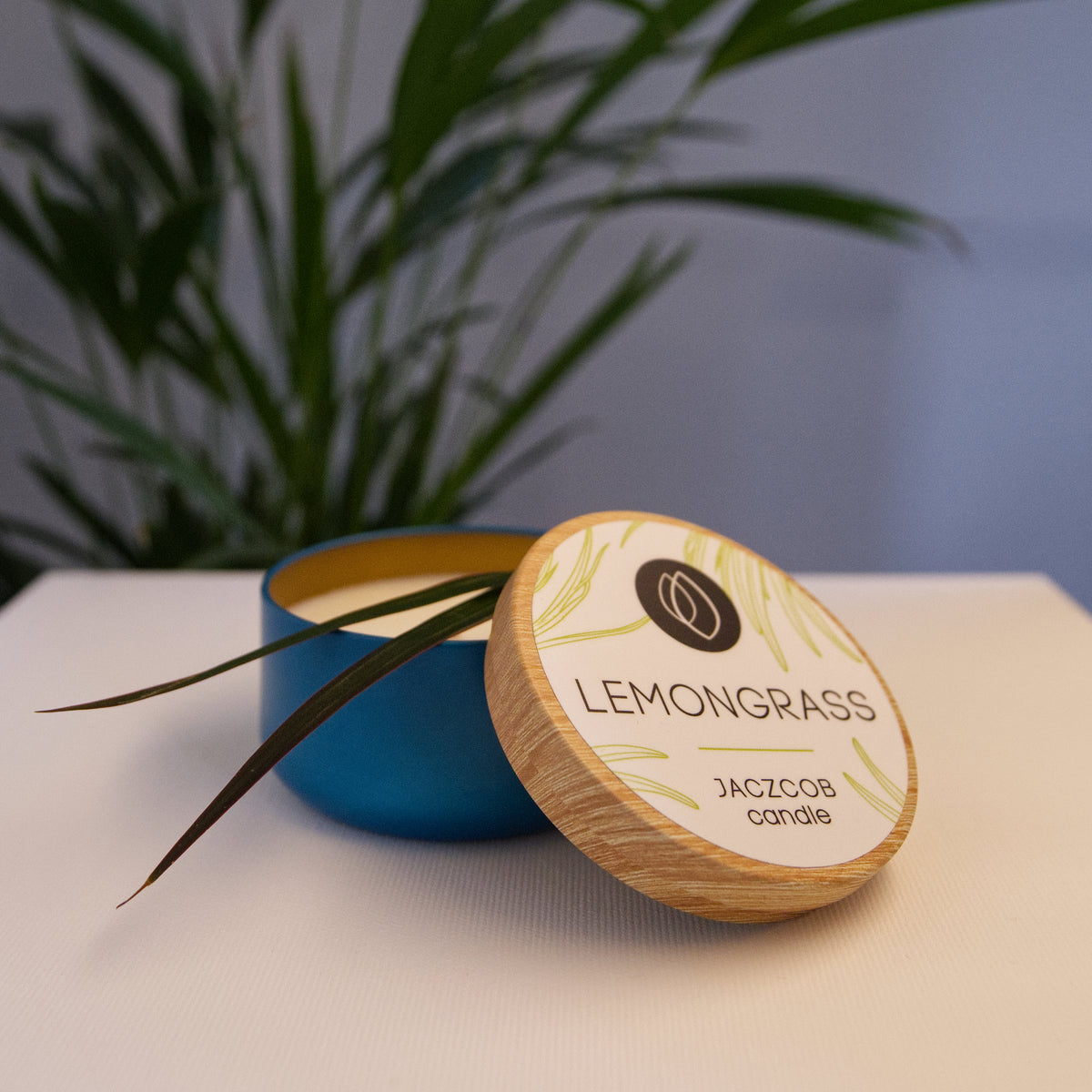 Prémiová vonná svíčka – Lemongrass [140g]