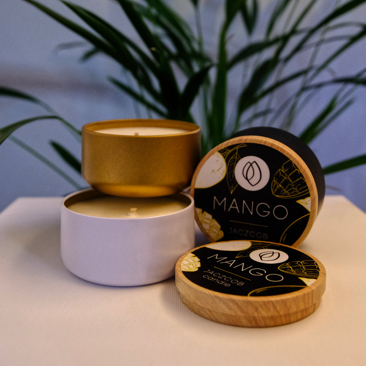 Prémiová vonná svíčka – Mango [140g]
